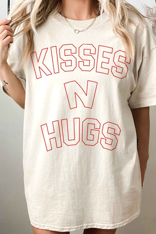 KISSES AND HUGS VALENTINES OVERSIZED GRAPHIC TEE