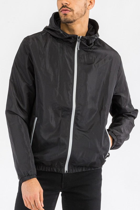 SOLID HOODED LIGHTWEIGHT WINDBREAKER JACKET